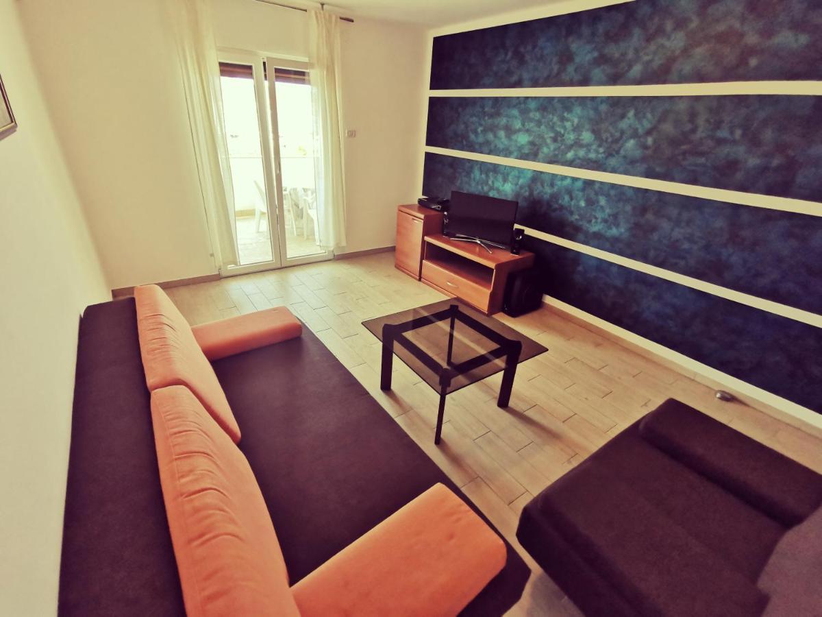 Apartamento Haus Maro Supetarska Draga Habitación foto