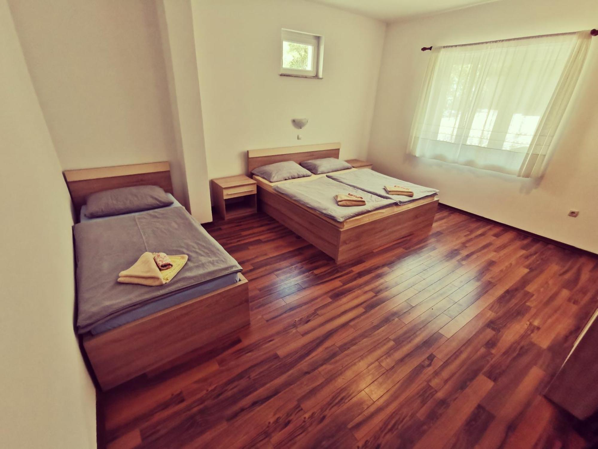 Apartamento Haus Maro Supetarska Draga Habitación foto